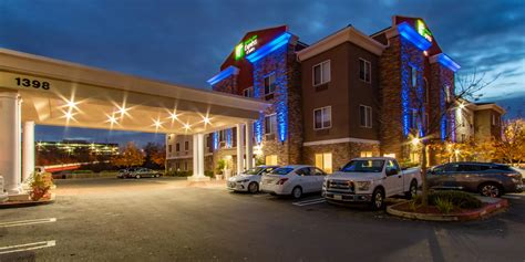 hotels near the grounds roseville ca|roseville hotels near galleria mall.